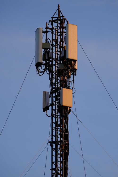 EU states loosen telecom supplier phase-out timetable