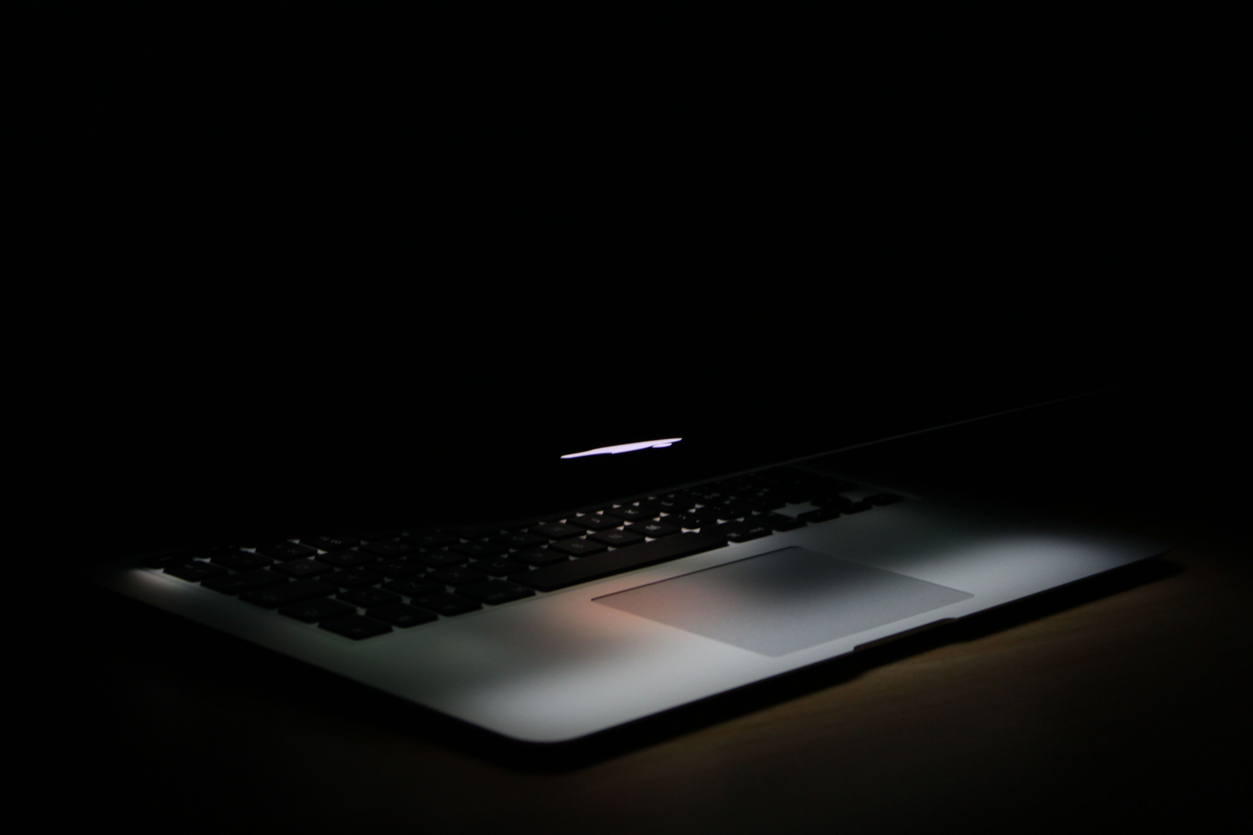 VMware flaws can cross virtual-machine boundary